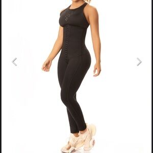 Delie Fajas Sports Leggings With Butt Lift And Waistband For Abdomen Control